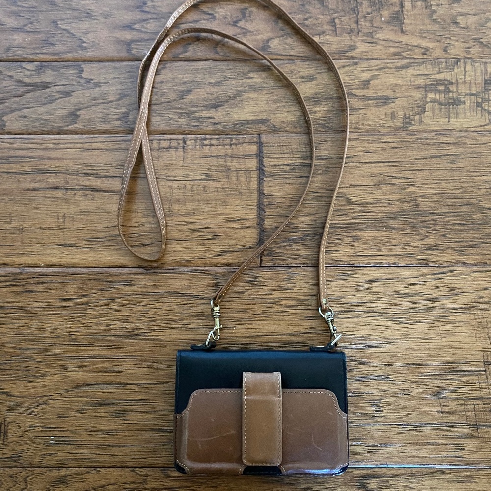Case-Mate Leather Crossbody Wallet Brown/Black